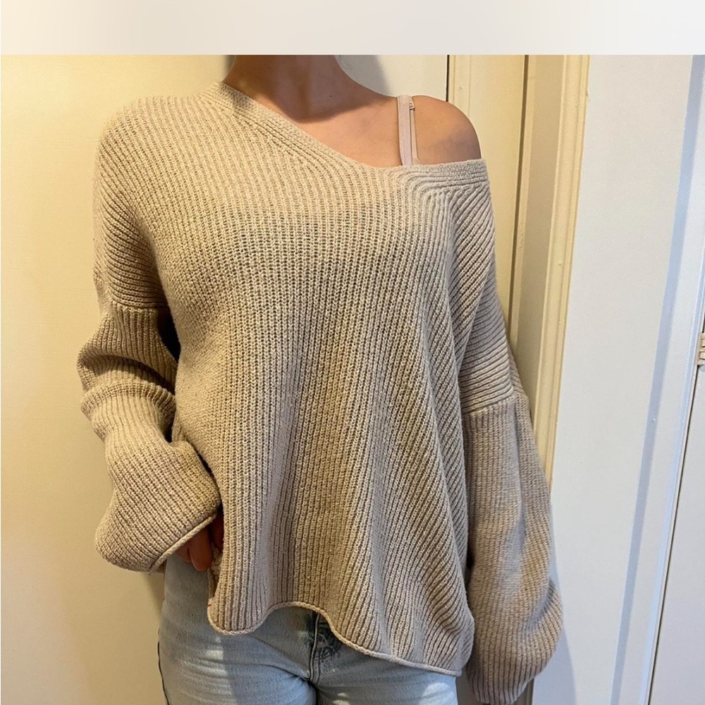 Women's Cream Sweater